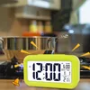 Smart Температура Будильник Светодиодный дисплей Цифровая подсветка Календарь Настольный Snooze Mute Электронные столовые часы Батареи питания