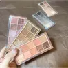 Palette de fards à paupières Stoned Vibes 10 couleurs Sweet Mint, format voyage, tenue longue durée toute la journée, marron et rose chair, 10 nuances Smokey avec palette de fards à paupières scintillants et scintillants