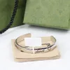 Designer Klassiekers Armbanden Mode Retro Bedelarmband voor Man Vrouw Temperament 3 Stijlen 2 Maten Modern Stijlvol Topkwaliteit