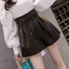 Nouveau automne hiver noir PU faux cuir femmes shorts ceintures taille haute jambe large shorts élégant femme solide pantalon 210323