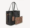 kvinnors leopard print handväskor