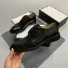 les chaussures décontractées de mode de designer de luxe pour les chaussures d'affaires en cuir pour hommes sont confortables et respirantes