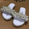 Hausschuhe TGHDOF Mode Marke Perle Perlen Schuhe Rot Samt Flache Pantoletten Bequeme Offene spitze Frauen Slides Sandalen Sommer