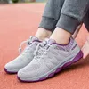 2021 Designer Running Shoes For Women Rose Red Moda para mujer Entrenadores Zapatillas deportivas al aire libre de alta calidad tamaño 36-41 ql