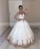 Prinzessin weißes Hochzeitskleid mit Roségold-Applikationen Vintage transparente lange Ärmel Brautkleid Ballkleid Robe Mariage Dresses289H