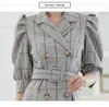 Le donne coreane moda elegante doppio petto grigio plaid plaid in stile midi abito di alta qualità ruffles vestito da pesca con cintura 210518