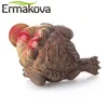 ERMAKOVA 3 Different Styles Resin Color-Changing Lucky Money Figurine Frog Statue with Coin Feng Shui Tea Pet Home Ornament 211105