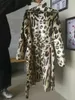 Casaco feminino pele falsa 2021, estampa de leopardo, manga comprida com cinto, gola virada para baixo, inverno