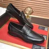 A1 21SS Fashion Mäns läderskor High End Custom Braided Calf Foder med andningsbar Pigskin Gummi Slip Solor Svart Storlek 38-45