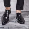 Scarpe eleganti da lavoro formali fatte a mano Tacco piatto Pelle pieno fiore Abito da uomo Scarpe da lavoro da ufficio Oxford maschili Taglia grande 38-45