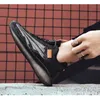 Sapatos esportivos Men adequados Tripe Branco Preto Tr￪s cores Mens Walking Shoes Treinadores Zapatos Trend Fashion Chaussures 40-45