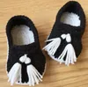 Premiers marcheurs Qyflyxue fil de coton fait à la main pour fabriquer des chaussures d'étape d'école de bébé chaussure de gland anglais