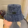 バケツの帽子の帽子女性帽子の贅沢なデザイナーStingy Brim Hats Summer Essentials Boysや女の子のための高級者の手紙プリントスーツ