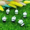 10個のかわいい3D樹脂Pandaの魅力のイヤリングブレスレットカワイイ漫画動物の議題フィットジュエリーの調査結果電話ケースDIY