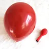 100 adet Ruby Kırmızı Balon Yeni Parlak Metal Inci Lateks Balonlar Krom Metalik Renkler Hava Balonları Düğün Parti Dekorasyon 2271 Y2
