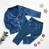 Baby Pigiama Set Boy Girl Home Set 2PCS Abiti Pure Color Bourette Manica lunga Sleep Wear Abbigliamento 1-7T E20297 210610