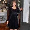 Kvinnors höstklänning Fransk bas långärmad kvadratisk nacke Sequined Hepburn Little Black ES PL277 210506