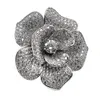 Broches broches brillantes silvertone élégante micro pave cz fleur claire fleur blanche femme de mariage robe de robe de mariage accessoire roya22 roya22