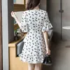 Moon Print Dress Dames V-hals Chiffon Korte Mouw Mini Black White D1264 210514