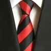 жених костюм красный галстук