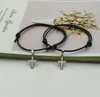 2 Pçs / lote Cruz Couple Pulseira Nova Moda Branco Cor Preta Charme Braceletes Presente Para Amante Amante Handmade Moda Jóias