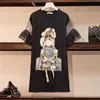 Ankunft Runway Plus Größe Damenmode Streetwear Brillen Mädchen Print Mesh Patchwork Schmetterlingshülse Kleider Vestido 210529