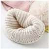 Große Bommel Einfarbig Baby Hut Herbst Winter Warme Säuglings Mädchen Jungen Gestrickte Kappe Nette Weiche Häkeln Kind Kleinkind Mützen motorhaube