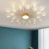 モダンなシンプルな天井灯北欧金LEDの天井照明器具雰囲気の具体的なリビングルームの装飾照明新鮮な高級ホームレストラン寝室ランプ