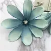 装飾的な花の花輪10pcs /人工タイランシルクフラワーヘッド6.5cmヘアクリップウェディングデコレーションフローラル