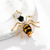 Modne Rhinestone Bee Broszki Prezenty Dla Kobiet Emalia Insekta Spider Broszka Pin Bugs Biżuteria Szalik Przesuwanie