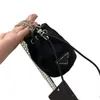 Femmes porte-clés petite longue chaîne épaule sacs de messager cordon classique sac à main seau taille porte-clés
