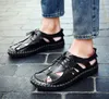 Yüksek Kaliteli Erkekler Sandalet Trend Yaz Açık Kaymaz Plaj Lüks Sandal Fashionshoes Terlik Ev Kapalı Slaytlar