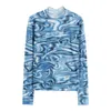 Tie Dye Blue Mesh Top Långärmad T-shirt Kvinnor Turtleneck Se genom Tshirt Designer Y2K mode våren höst 210427