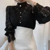 Korobov coréen Chic Qutumn nouveaux chemisiers en dentelle chic Vintage évider sexy simple boutonnage chemises à col montant Blusas Mujer 210430