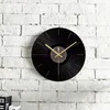 Orologi da parete Record Clock Retro Numeri romani industriali Numeri Black Jam Dinding Unik Vintage Home Decor Kitchen 60C050