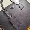 Men Designers Bags 2021 Handbag Shoulder Crossbody Sophisticated And Elegant Original Cross Grain Cowhide Top Fashion High Quality Branched