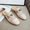 Été femmes chaussures Mules grande taille 33 ~ 43 femme mignon souris boucle maille Air bas talon marque Design sans lacet diapositives pantoufles 210520