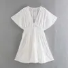 Mulheres Vestidos Branco Ruffle Bordado Mulher Africano Manga Curta Elegante Cutwork Mini Ladies Elastic Waist 210430