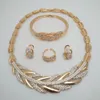 Kingdom Ma Perline nigeriane Set di gioielli da sposa Set di gioielli da sposa color oro Dubai Perline africane Collana di gioielli con bracciale 2101623761
