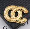 Suéter Masculino Feminino Terno Colar Pin Broches Designer de Moda Marca Broche de Letras Duplas Luxo Alta Qualidade Banhado a Ouro 18 K Vestuário de Casamento Acessórios Jóias