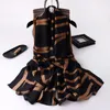 Bufandas 90 * 180 Seda de alta calidad Bufanda de seda Impresión femenina Regalo personalizado National Wind Shawel Playa Toalla de playa