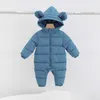 Baby Romper родился мальчики и девочки с капюшоном, чтобы держать теплые детские хлопчатобумажные одежды 211229