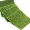 1pcs 15cm / 30cm Konstgjord gräsmark partiförsörjning Simulering Moss Lawn Turf Fake Green Grass Mat Matta DIY Micro Landskap Hem Golv Decor 20220110 Q2