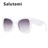 Solglasögon överdimensionerade fyrkantiga kattögon för kvinnor 2021 White Graident Elegant Sun Glasses Female Fashion Black Shades