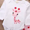 Verão e Primavera 3-Piece Cute Girafa Impressão Romper Bolinhas Calças Chapéu De Chapéu Para Bebé 210528