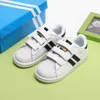 Crianças Sapatos Superstars Triplo Black White Toddlers Sneaker Laser Plataforma Dourada Esportes Sneakers Treinadores Planos Crianças Skateboarding Sapato