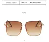 2021 Fashion Lady Oversize Rimless Square Sunglasses Women Small Bee Glasses Gradient Sun Glasses For Female UV400