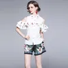 Kobiety Letni Projektant Elegancki Kwiatowy Print Dwuczęściowy Zestaw Kobiet Off Ramię Ruffles Koszula Top + Szerokie nogi Szorty Set 210525