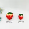 20 Stück Classics 3D-Harz-Erdbeer-Charms-Anhänger Obst schwimmende kreative Schlüssel DIY Schmuckherstellung Zubehör handgefertigt