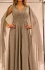 2021 Elegant lång grå mor till brudklänningen Sjal Ärmes Appliques Chiffong Golvlängd Kvinnor Formella klänningar Anpassad storlek
